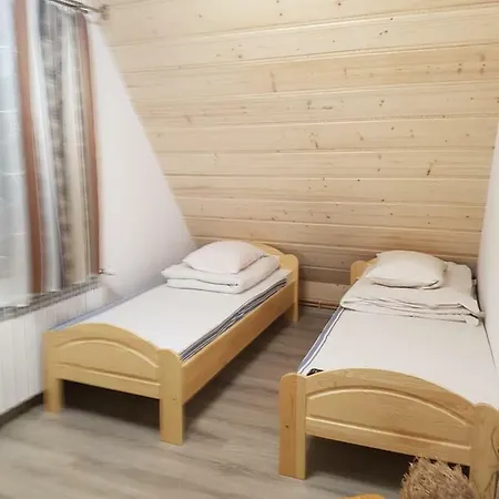 Pokoje U Moniki Homestay *